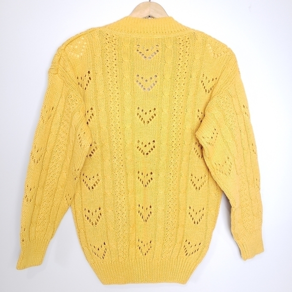 VINTAGE Wheat Yellow V-neck Cable Knit Sweater size Medium - Picture 3 of 10